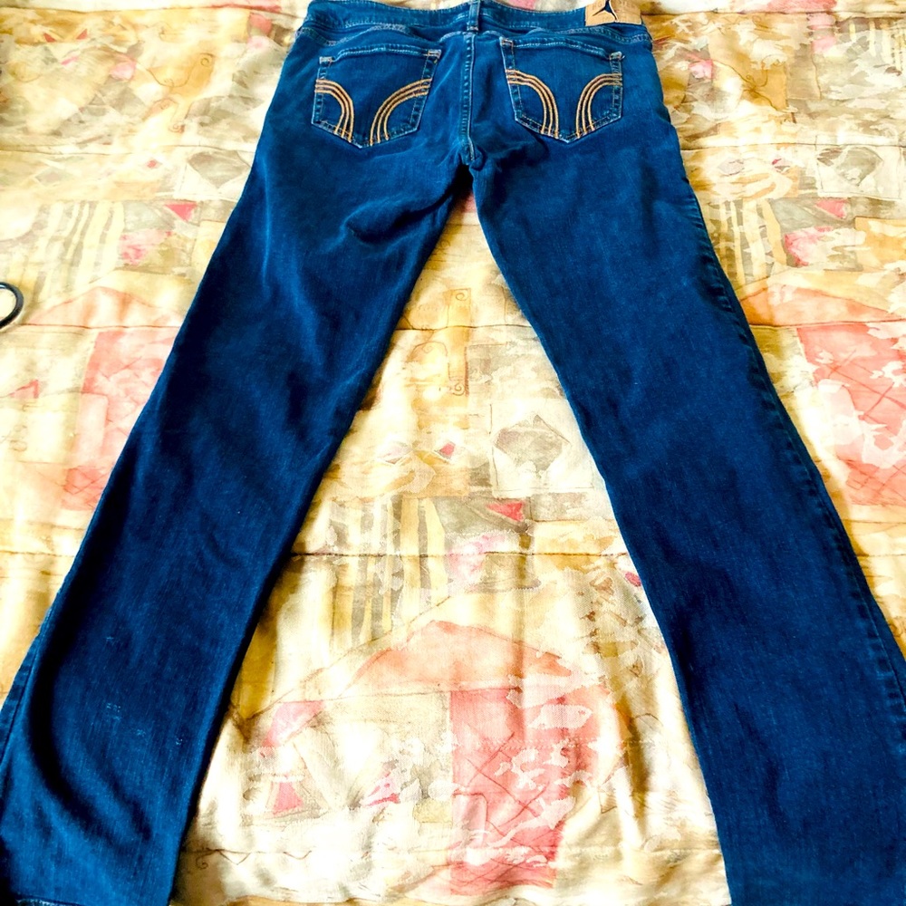 Hollister straight leg size 27